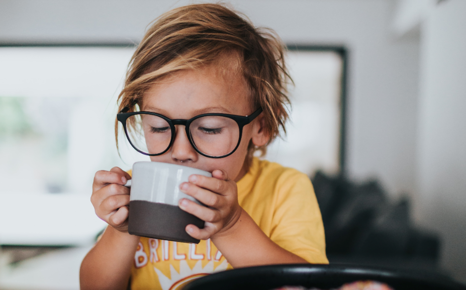 Crianças e idosos podem tomar café?